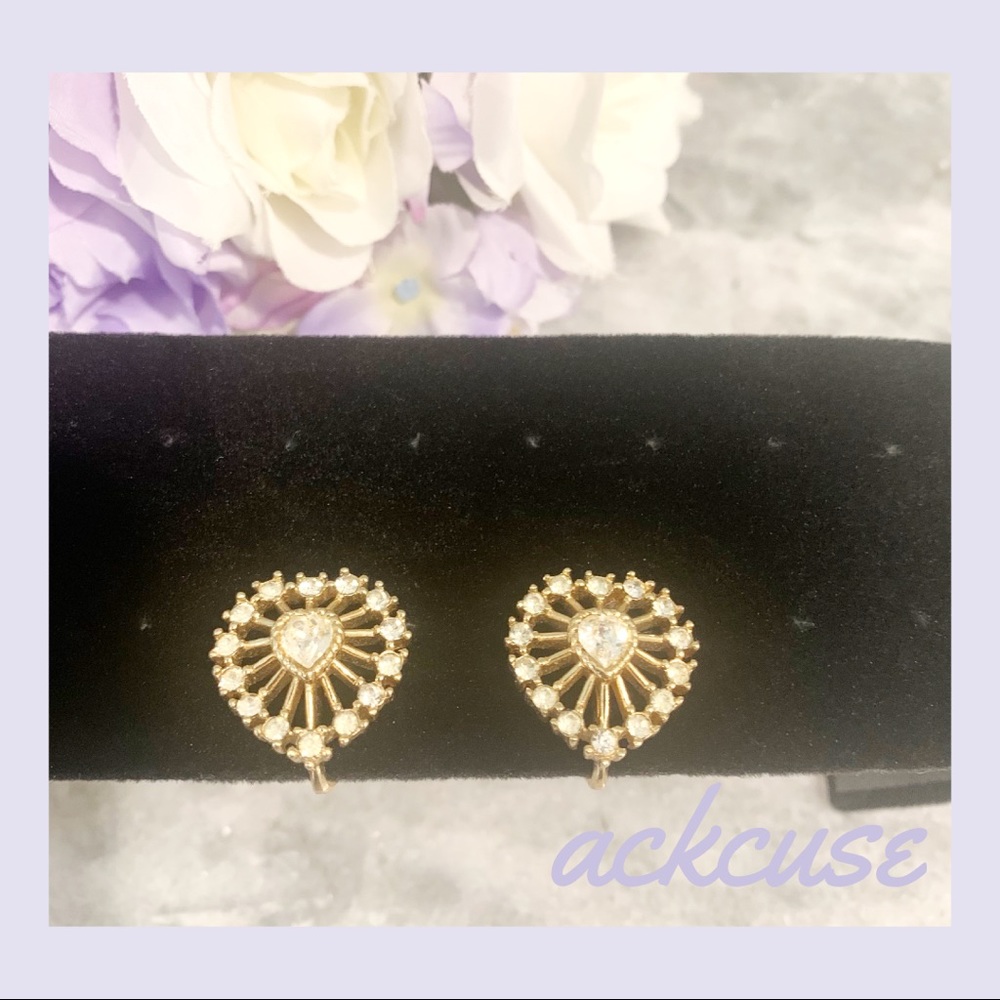 Vintage Trifari gold rhinestone heart shaped earrings